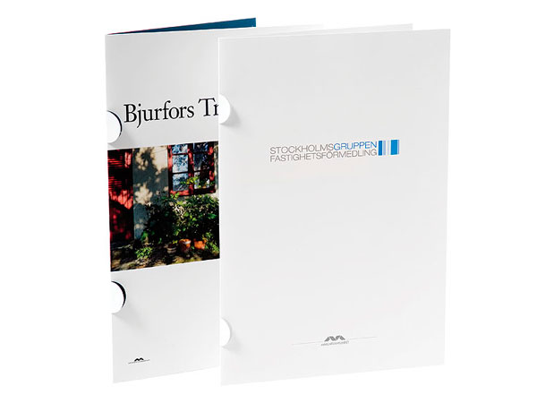 Omslagsmapp - med häftöron Omslagsmapp - med häftöron