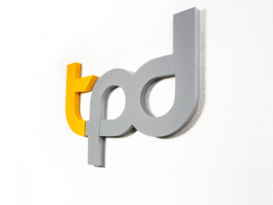 3D-logotyp / bokstäver i frigolit
