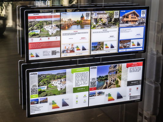 VM TWO Banner XS (Multi-Format) VM TWO Banner XS (Multi-Format)